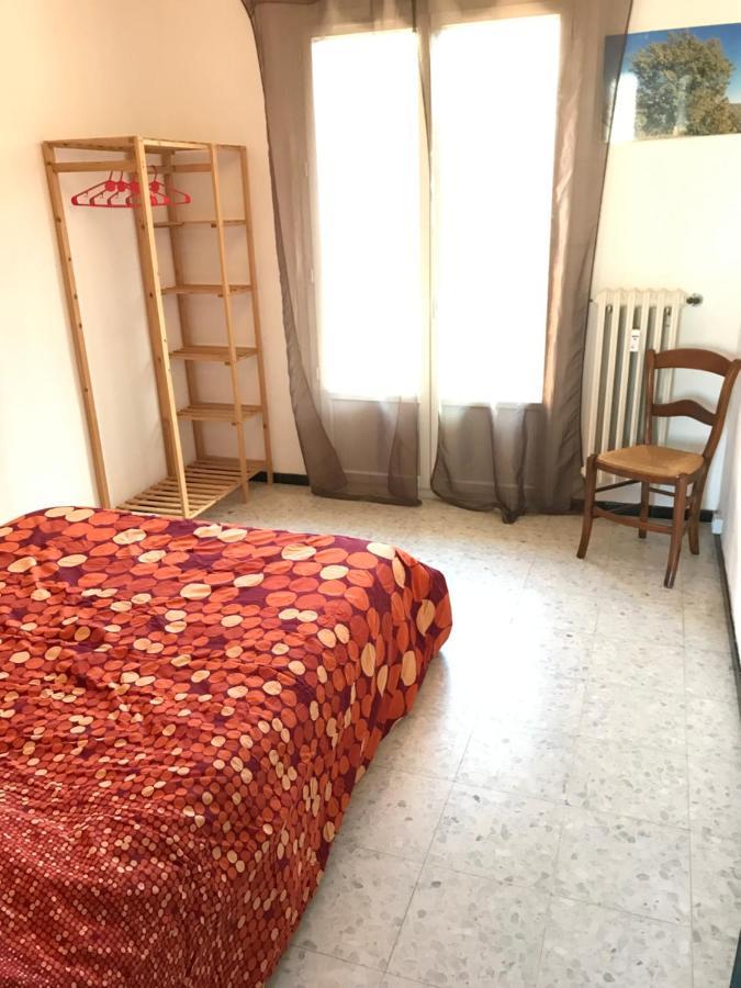 Chez Val & Dam Apartment อาวีญง ภายนอก รูปภาพ